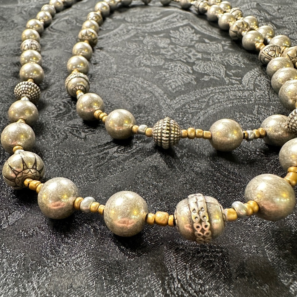 Coldwater Creek Endless Treasure Necklace Faux Pearl Silver Long Strand NWT - Picture 3 of 8